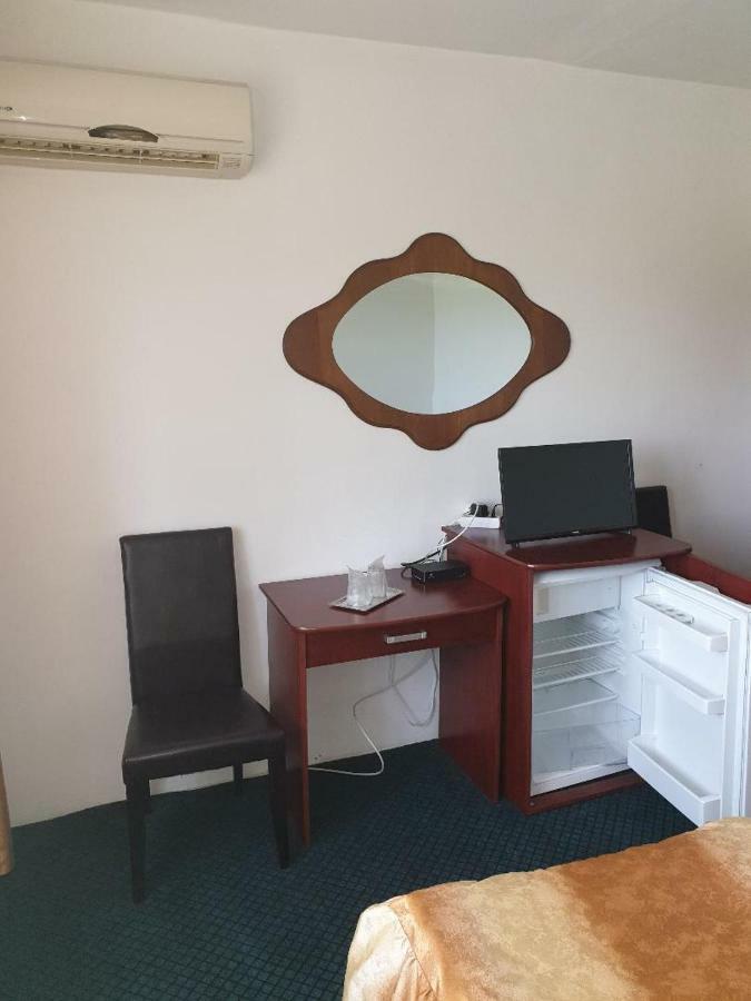 Hostel Stadion Залэу Экстерьер фото