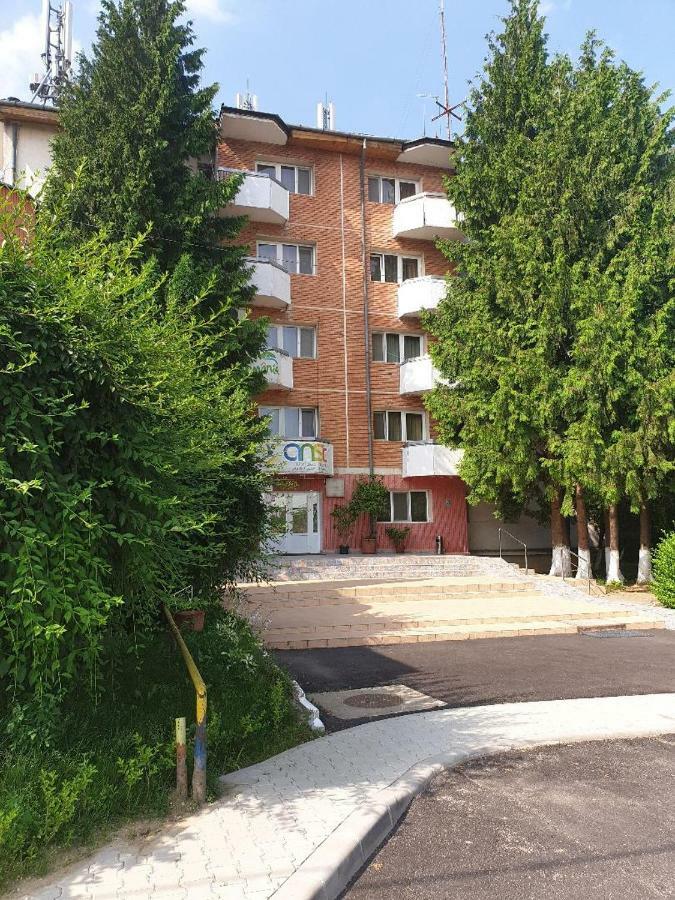 Hostel Stadion Залэу Экстерьер фото